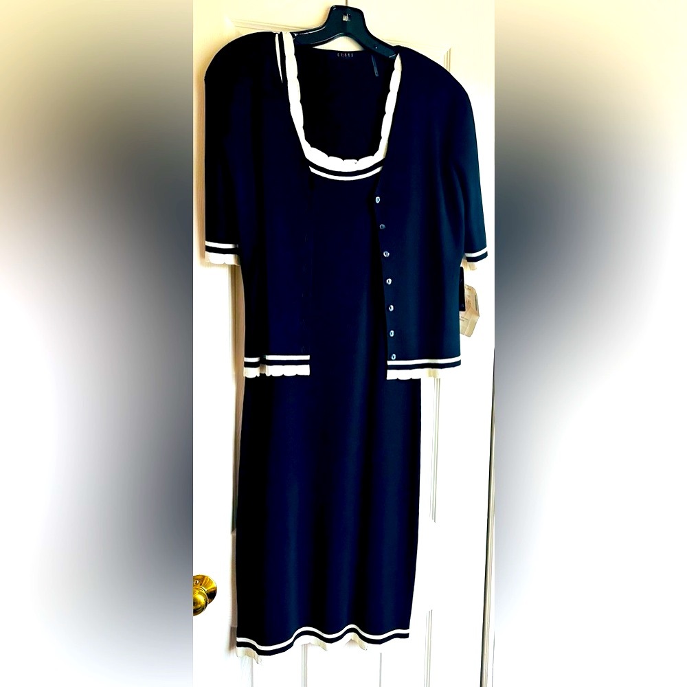 Lovely black and white dress & jacket set  length below knee  M